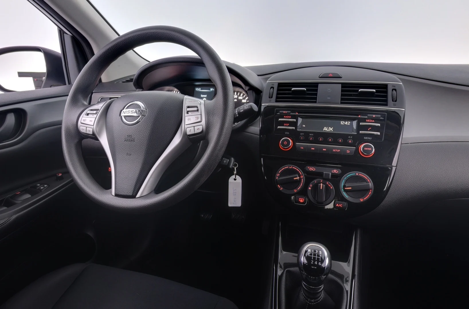 Car Image - 6AglstaZmF4Lu5EHItmBz8