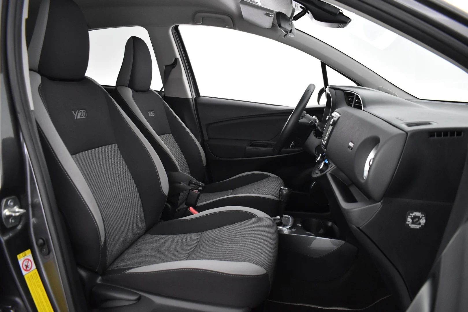 Car Image - 3aYu0Jfwabw4Lfz19jHwXx