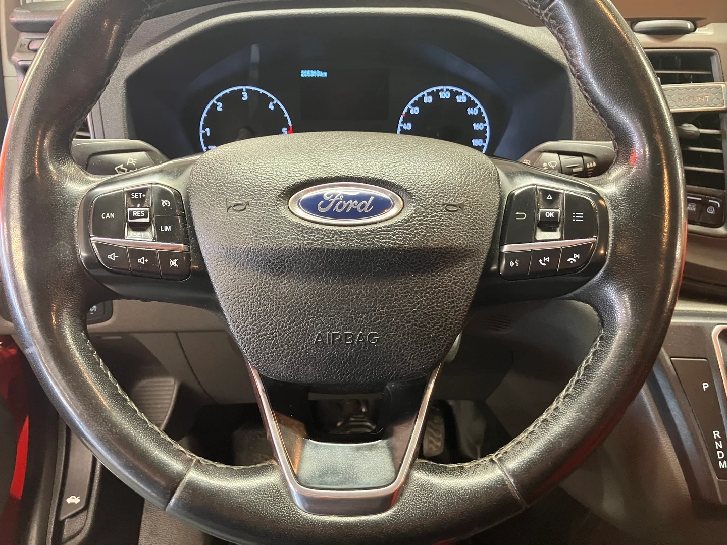 Car Image - 1TEWVPTZGA9QLWOJOqLYeA