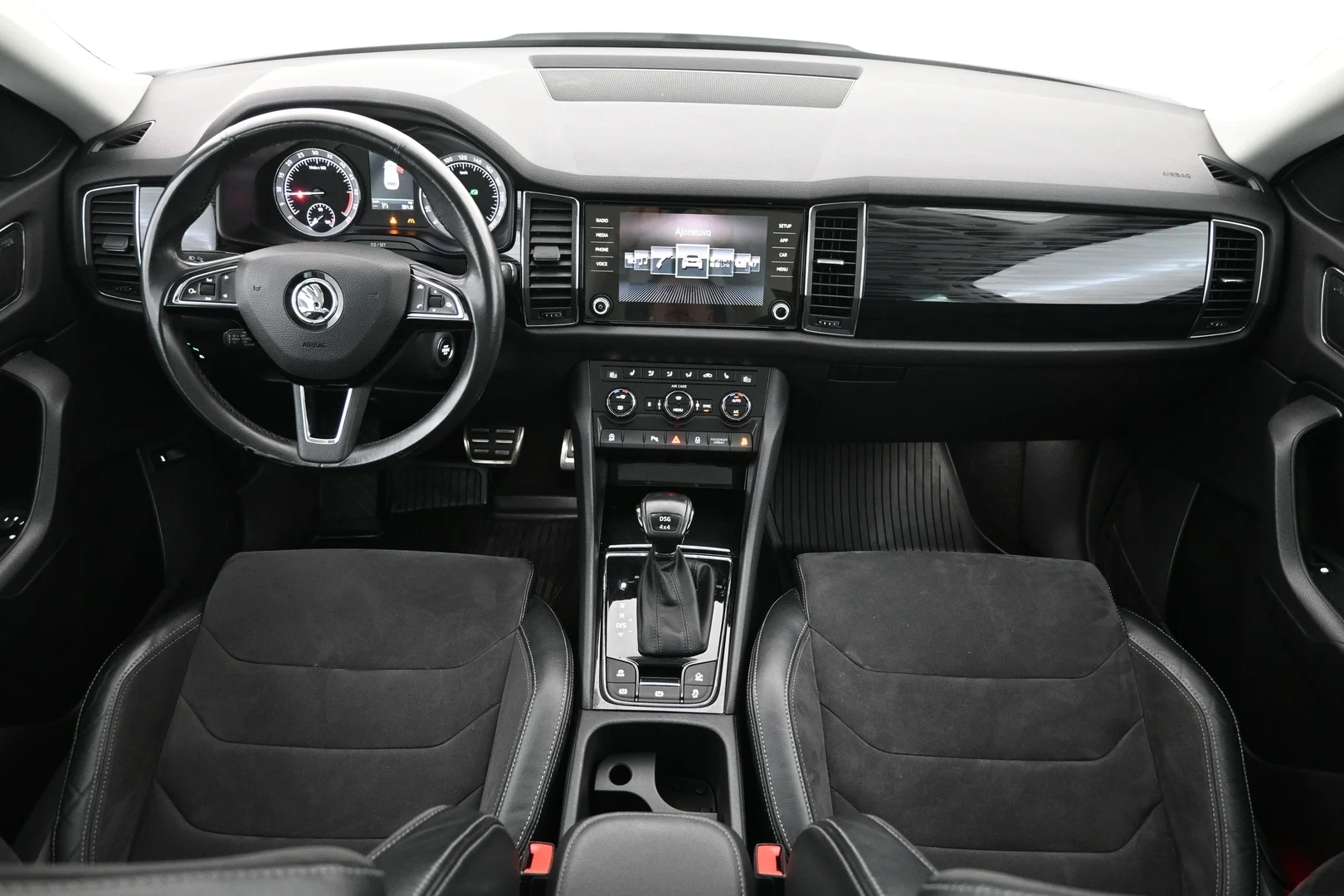 Car Image - 4rwzPUcbVah74ZiH1teJWQ