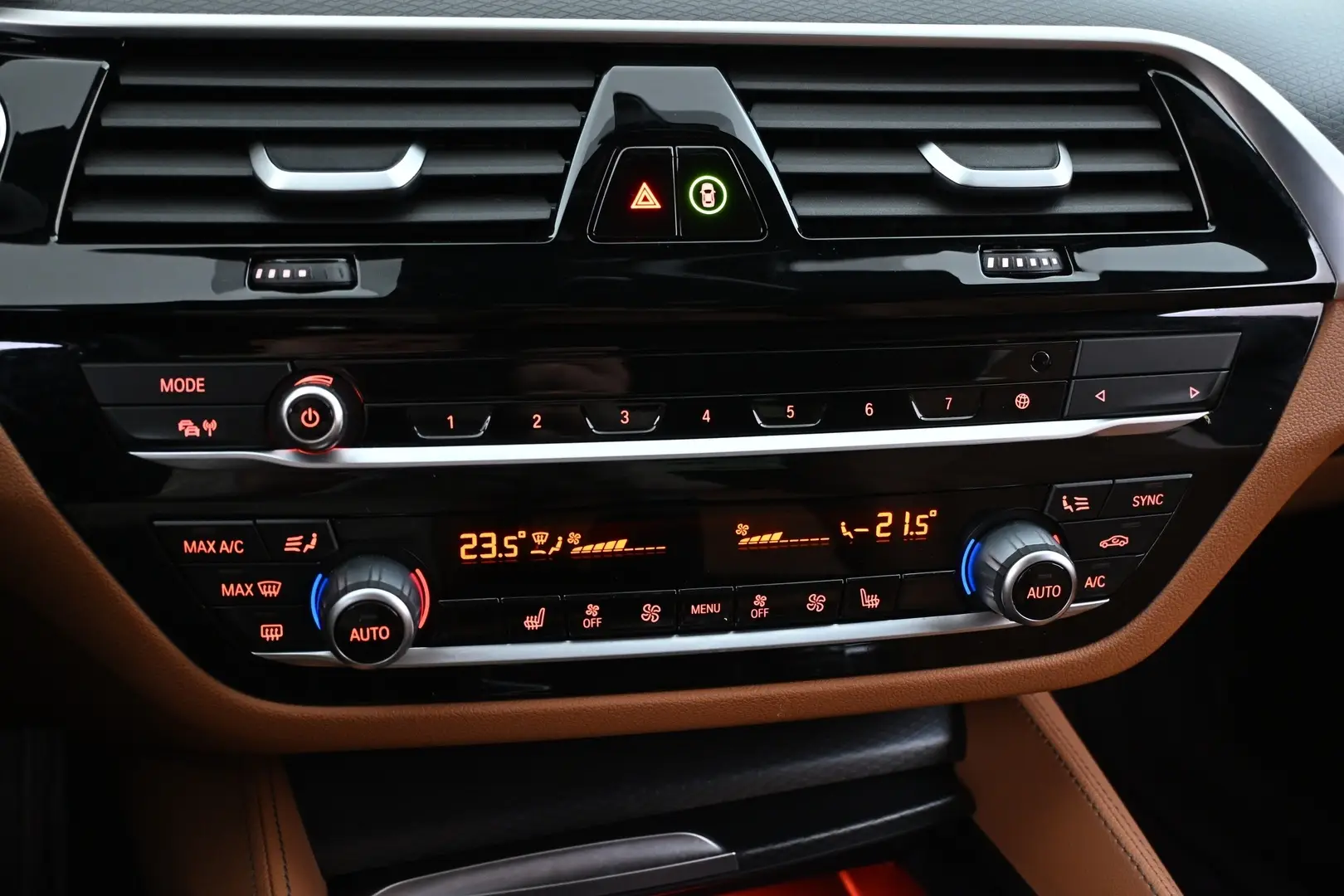 Car Image - 6nFhieAhLwCGrdiRTGHLbC