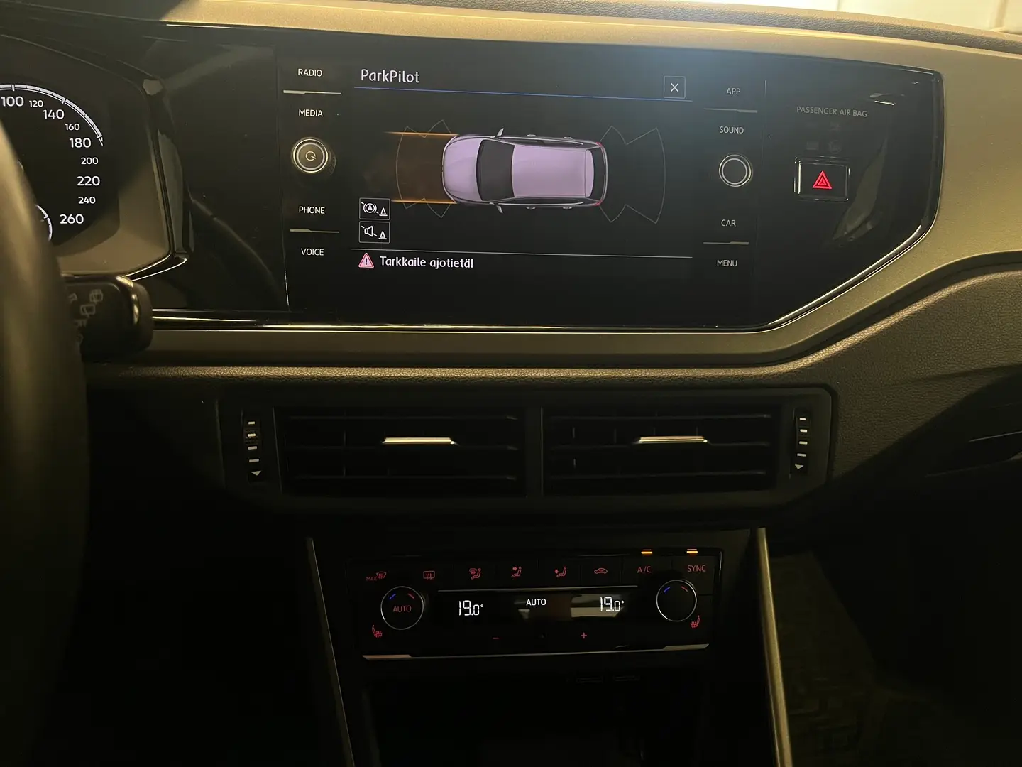 Car Image - 5LG4nS386cEfgvbYPtTG3j