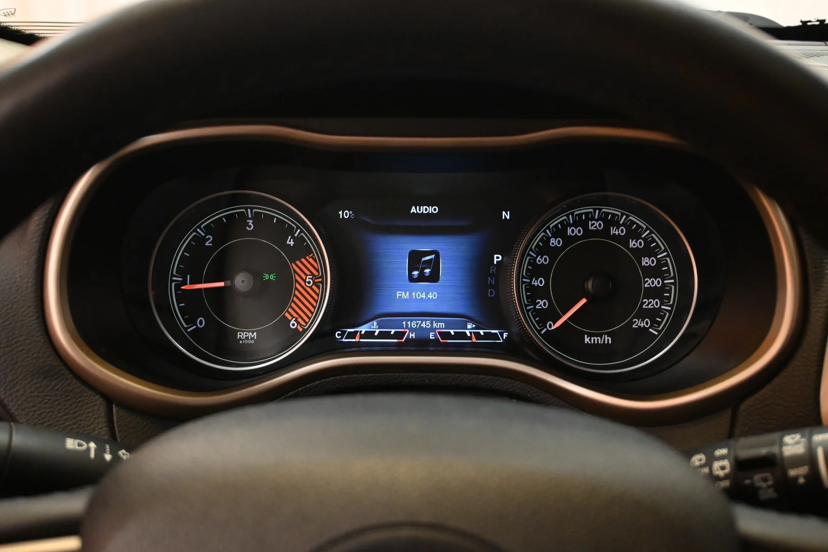 Car Image - 6SCjyAExv9i403wDiJMxUZ