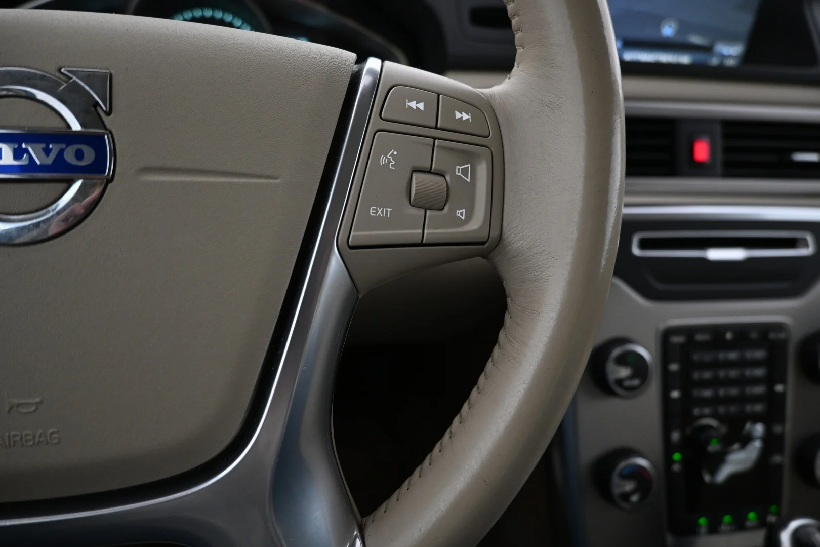Car Image - 17kFJakzZMDg370pjiC2z4