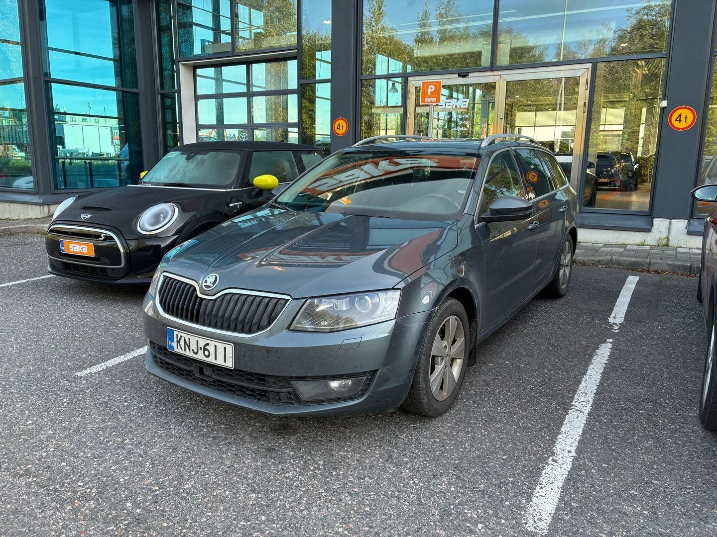 Car Image - 4gwI3EA43hHQQOrPmpi3jM