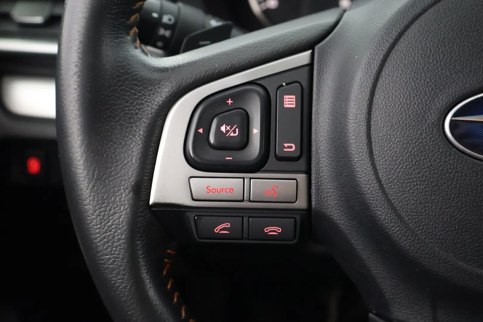 Car Image - 296J4hDoDfcMavRrp70FE0
