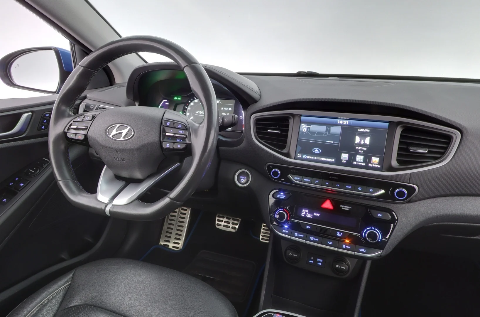 Car Image - 3IzQ7RHg92QzaD4eM3PXHz