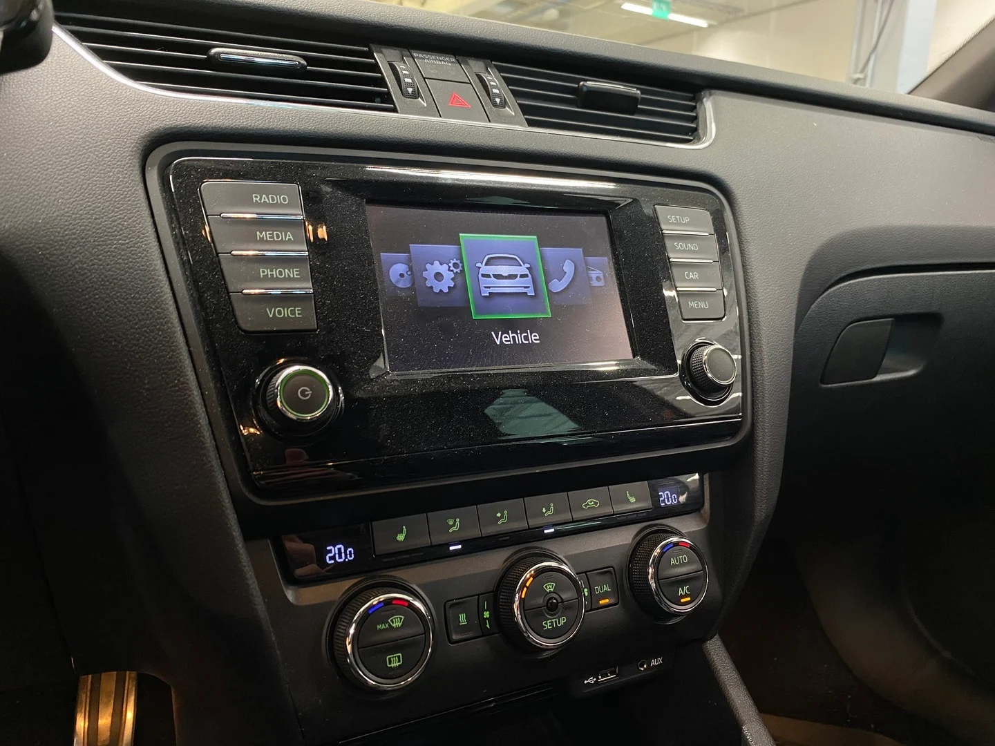Car Image - 3Rzy7aM74MwdnpF7aHkg3N