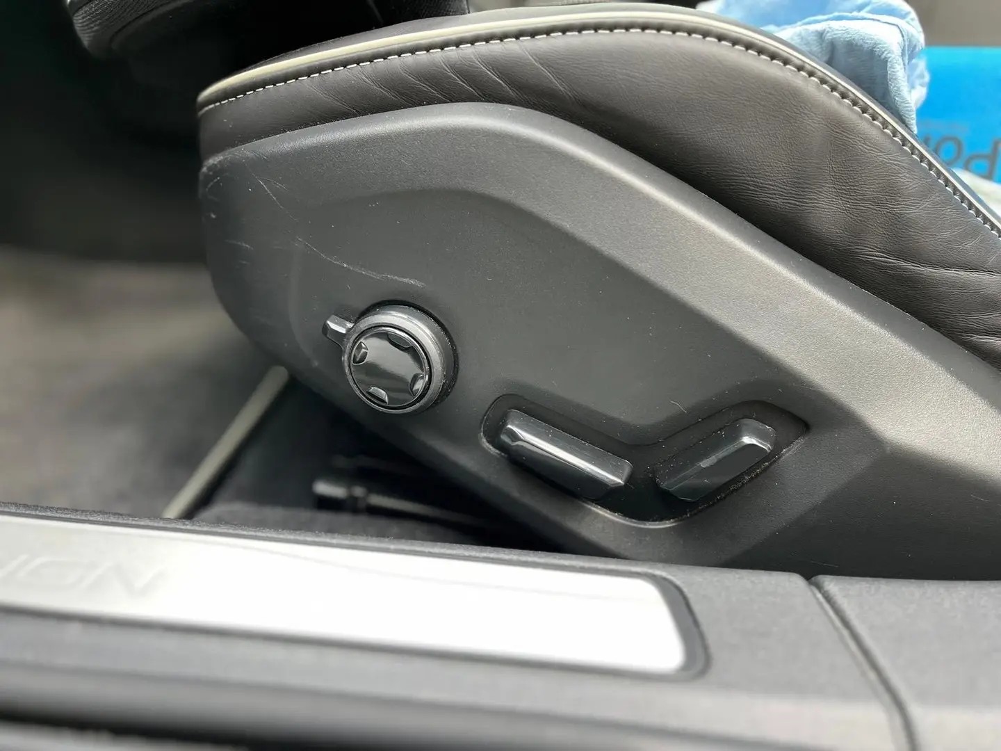 Car Image - 2FUlY5gytT7P2KQCFf99Nx
