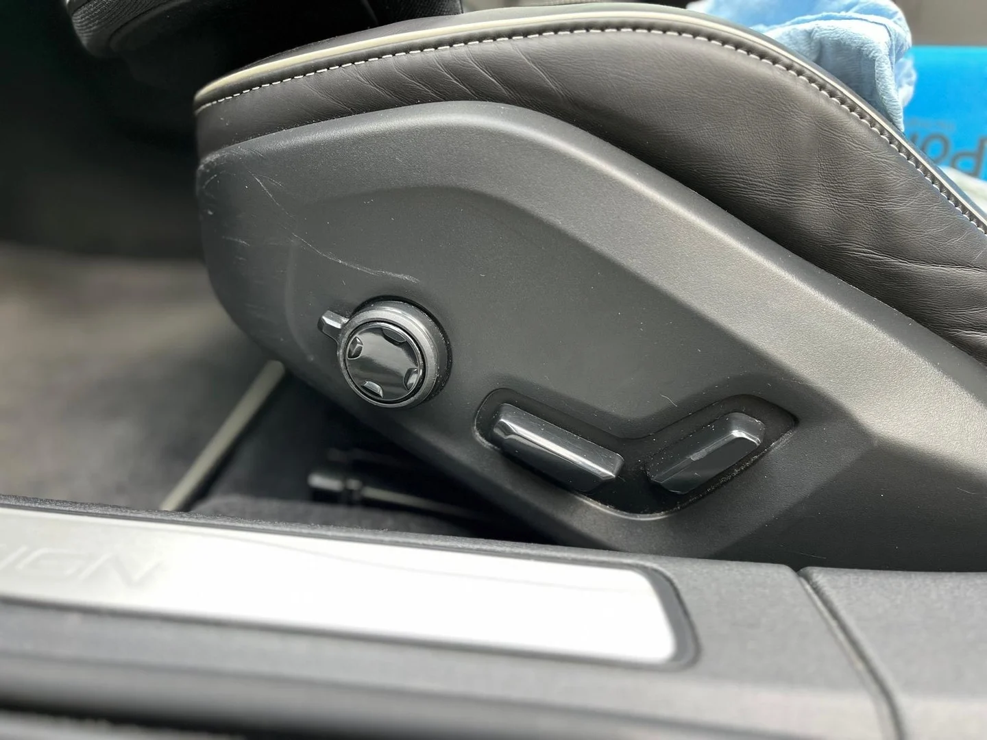 Car Image - 2FUlY5gytT7P2KQCFf99Nx