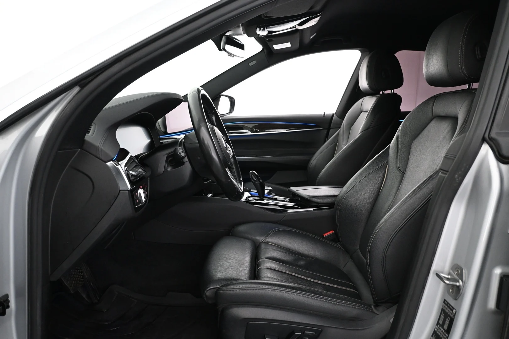Car Image - YG7EKVpquUi4Cgk05O8Ze