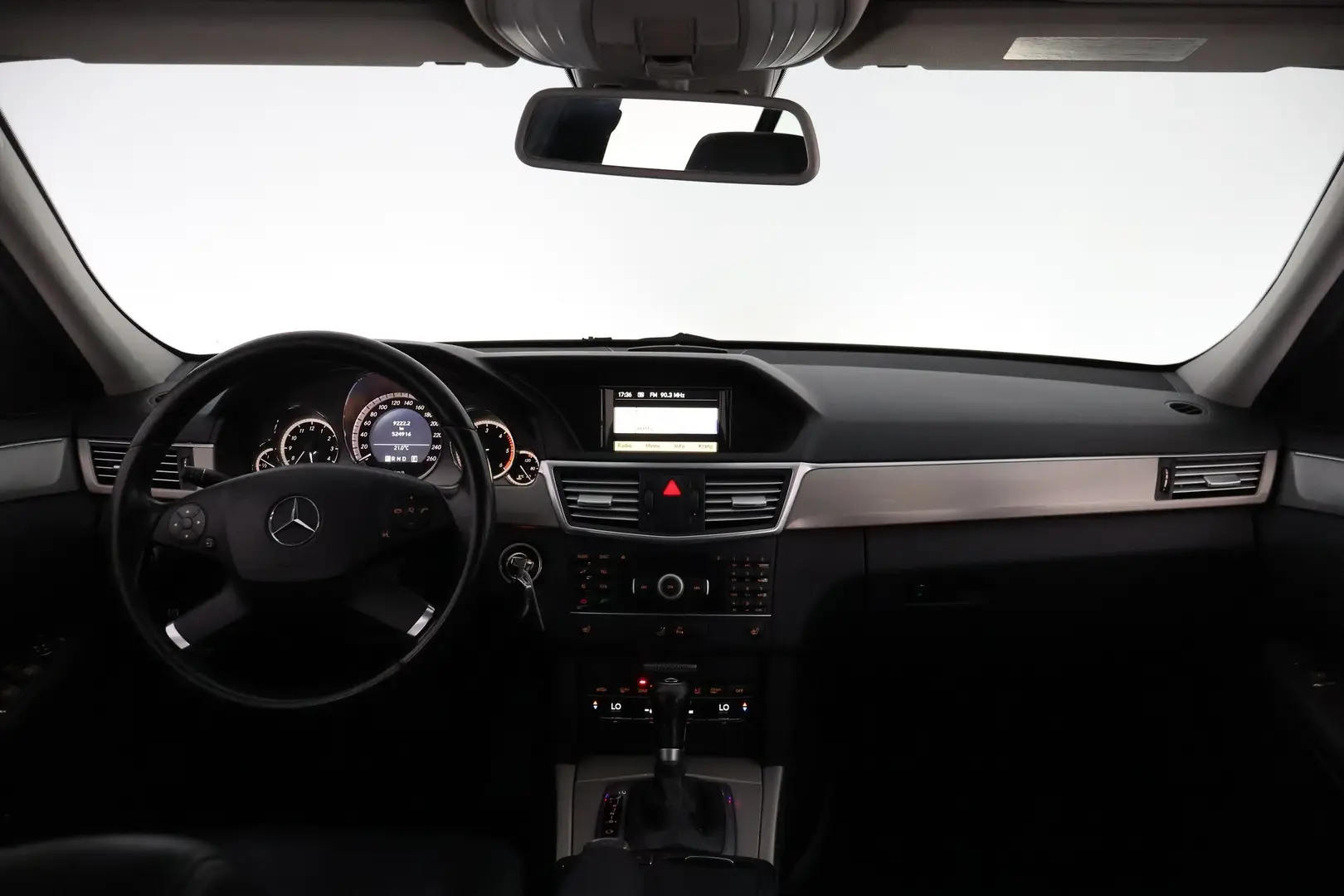 Car Image - gy1u4SJdgv4gF8thdclPm