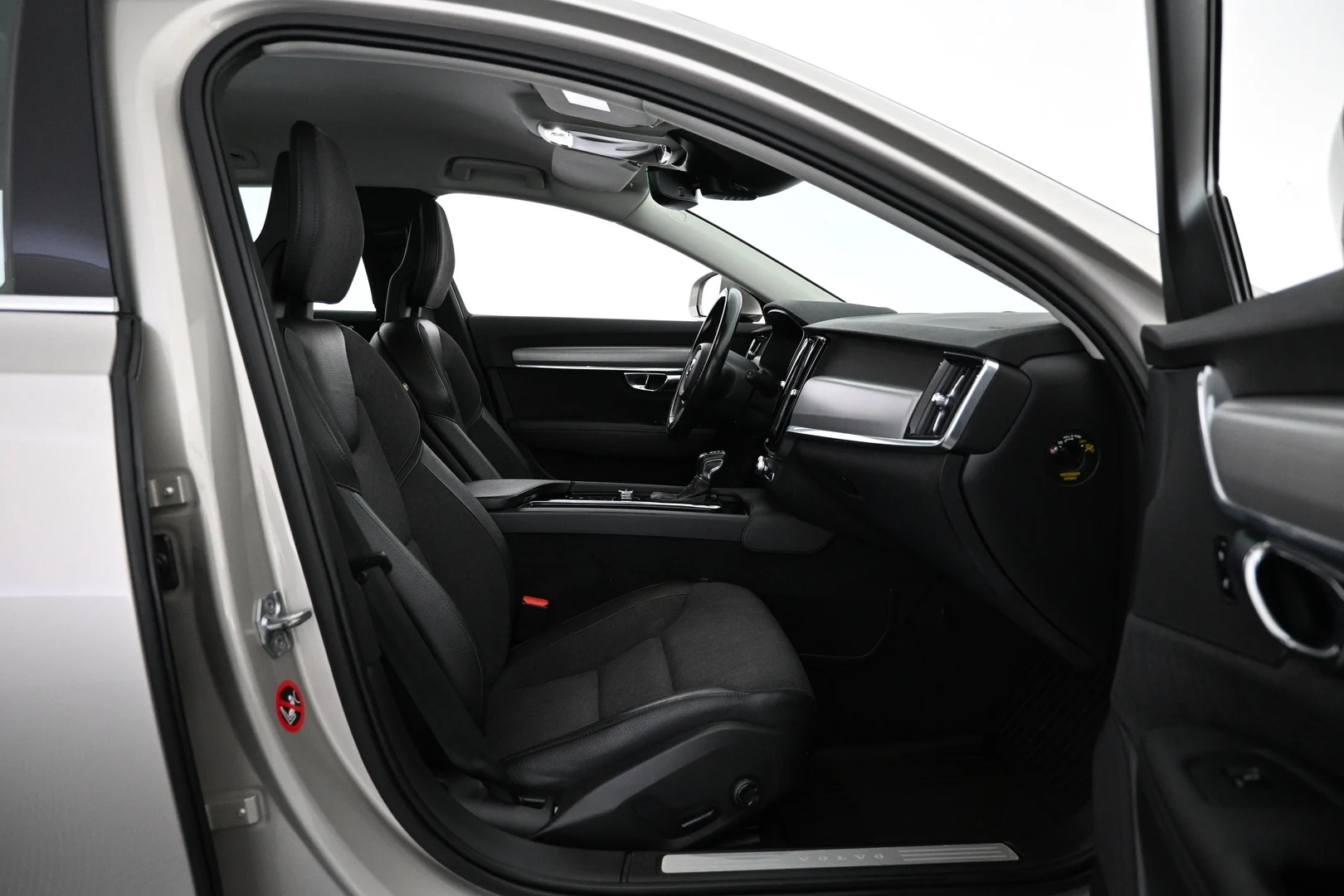 Car Image - 7kF7okm2Bfm6j8OWIQtyNi