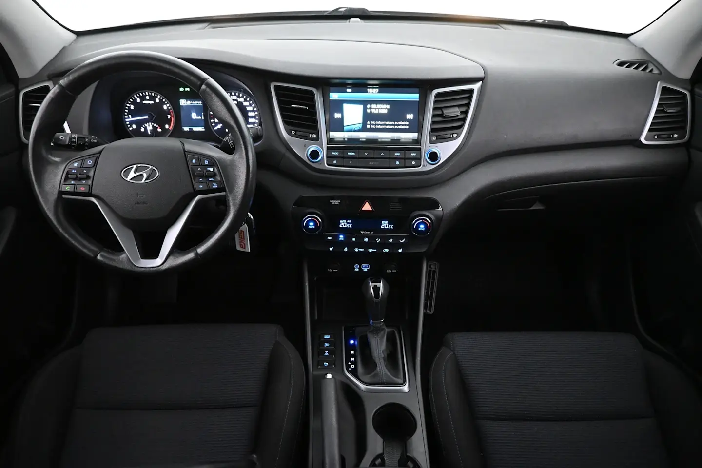 Car Image - nwXgCT8xKAvKT6cMGoOJl