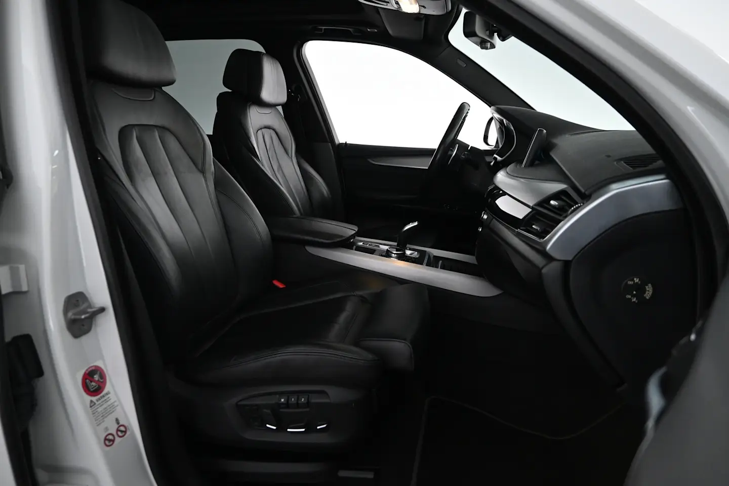 Car Image - 503vWq4gehgyPfi73lzemy