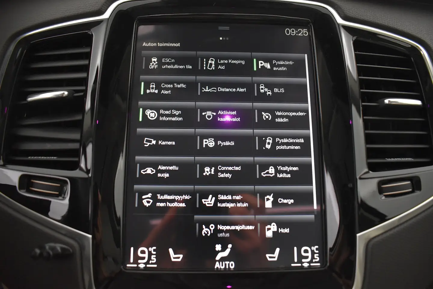 Car Image - 1fhodTMdITHVbqtBRplr4S