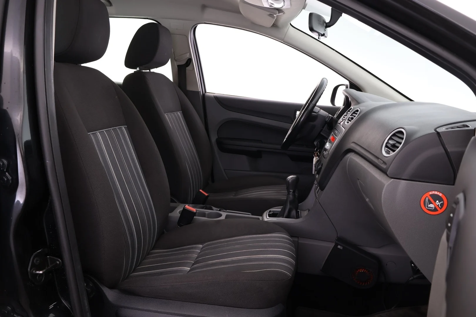 Car Image - 5BkovK2RqsnoLsWGKXlFkw