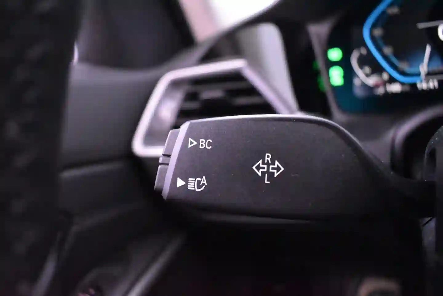 Car Image - 7JxRq7bjGs6APrnf34FZD9