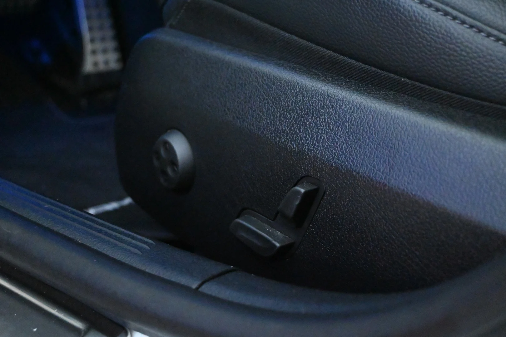 Car Image - 14Ms94xTqSjxO2iEvukIVu