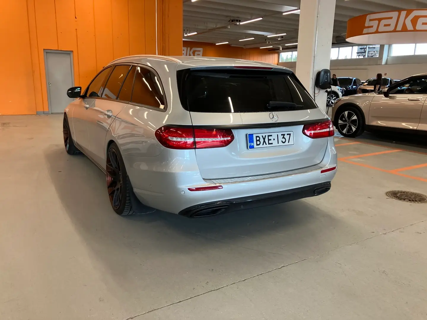 Car Image - 3sJ3HoJmNrWxnpv4xY9UxN