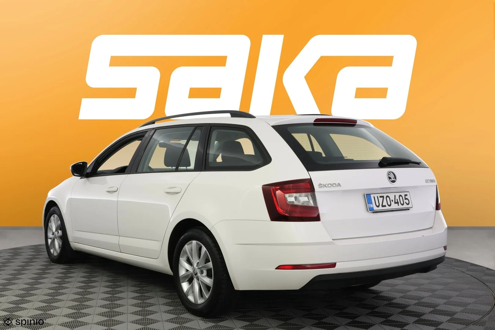 Car Image - 7xyXTemRP8voErcYr3Nb2X