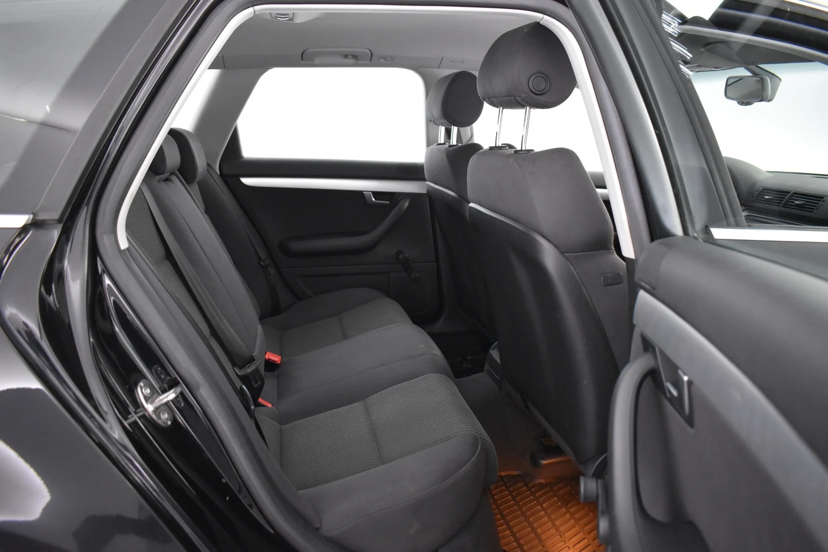 Car Image - 4s3tW7dDUhbqUR4z4sZkDE