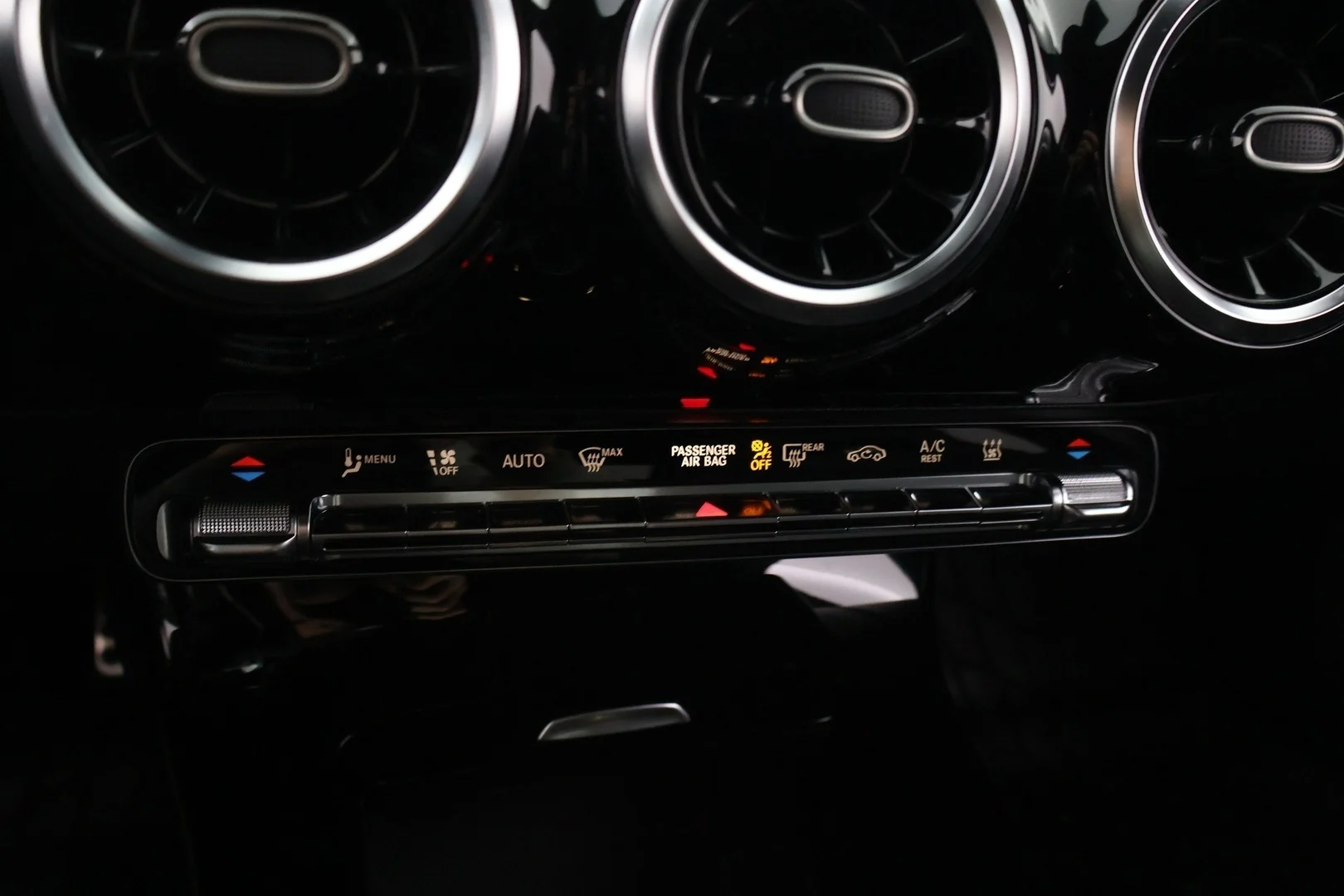 Car Image - 61SkymPmBvwSH0E4nBixhU