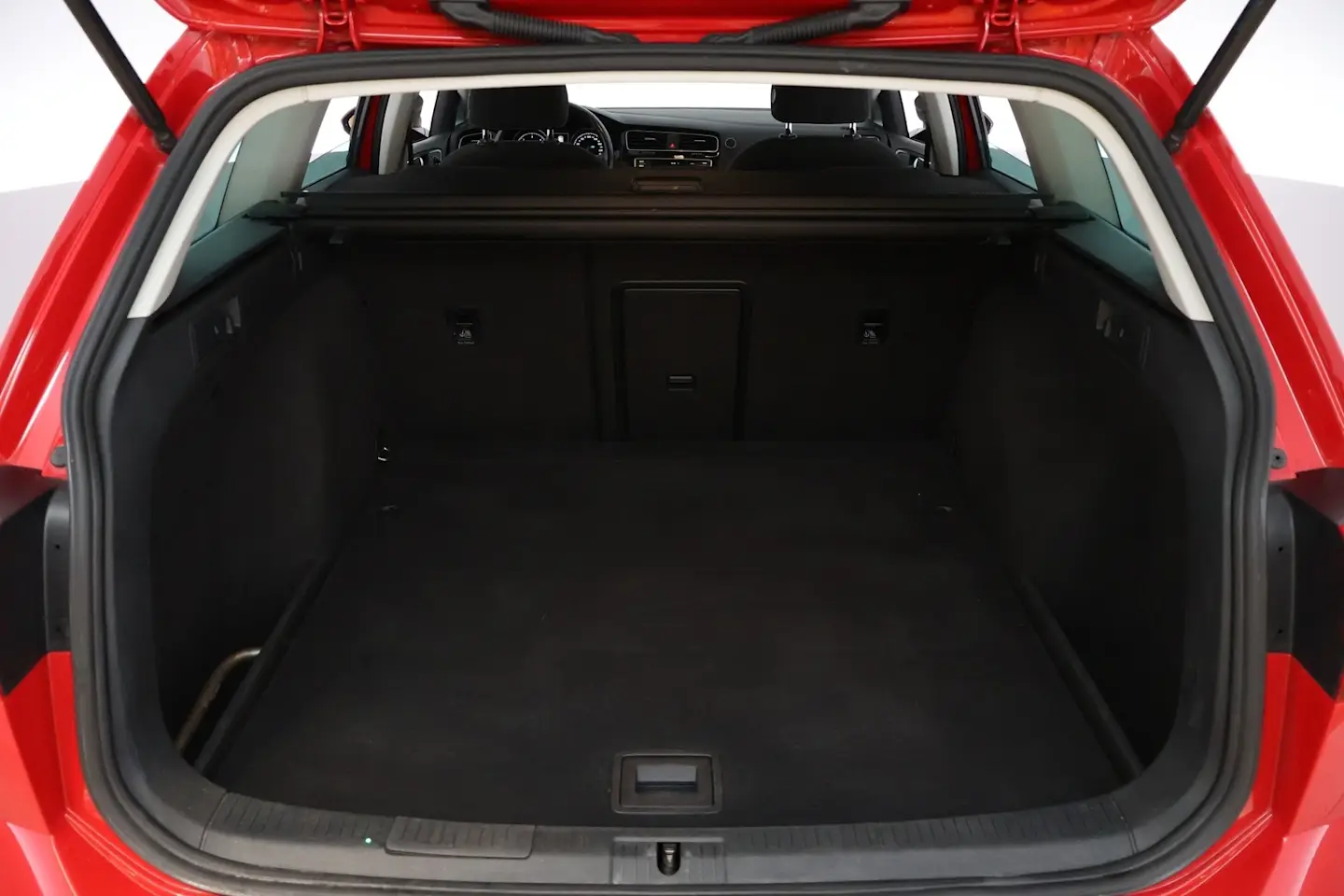 Car Image - 5uQHB8fr855i52ywVKV1gb