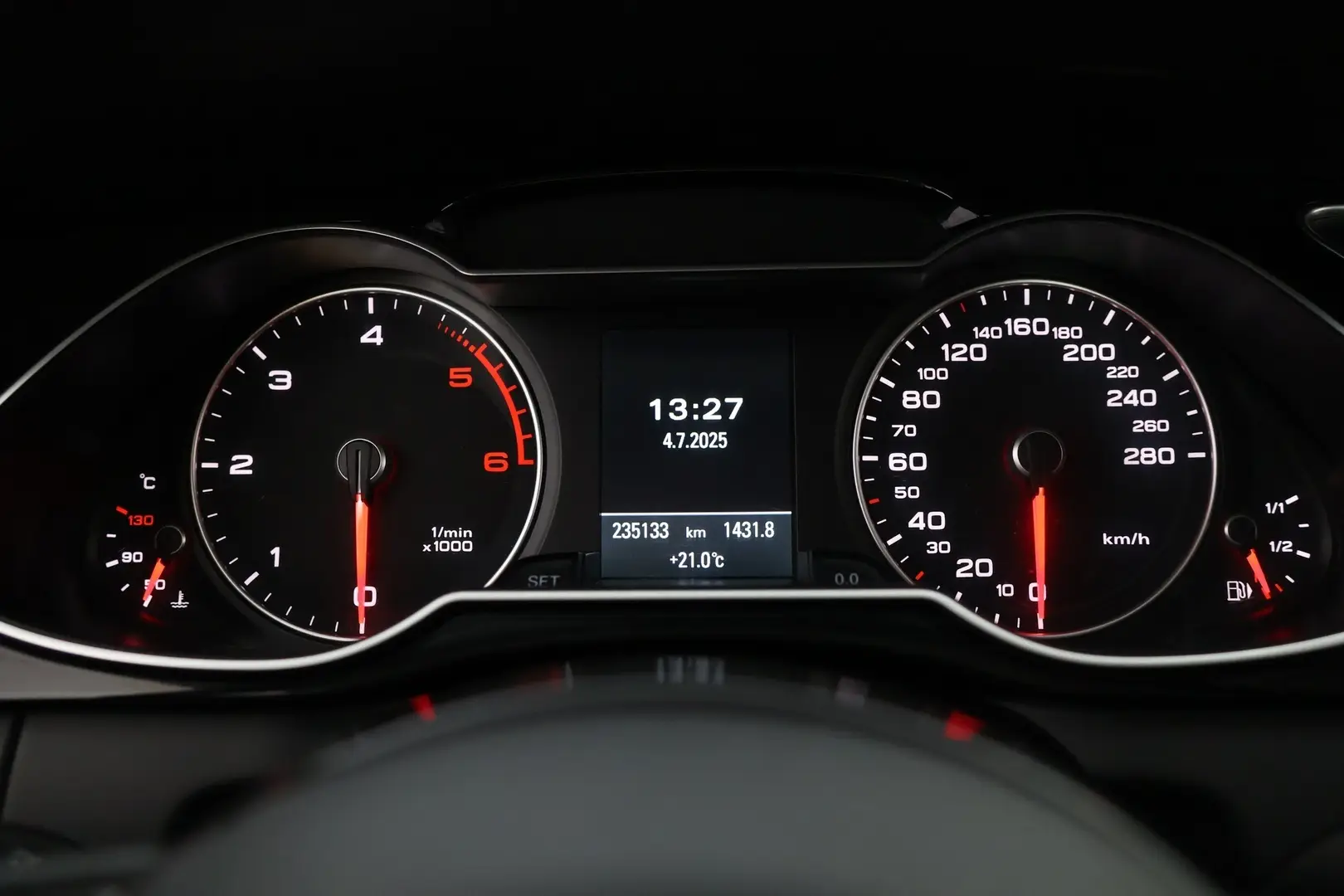 Car Image - 3ULgZZfMflr7hxIRCQtjzQ