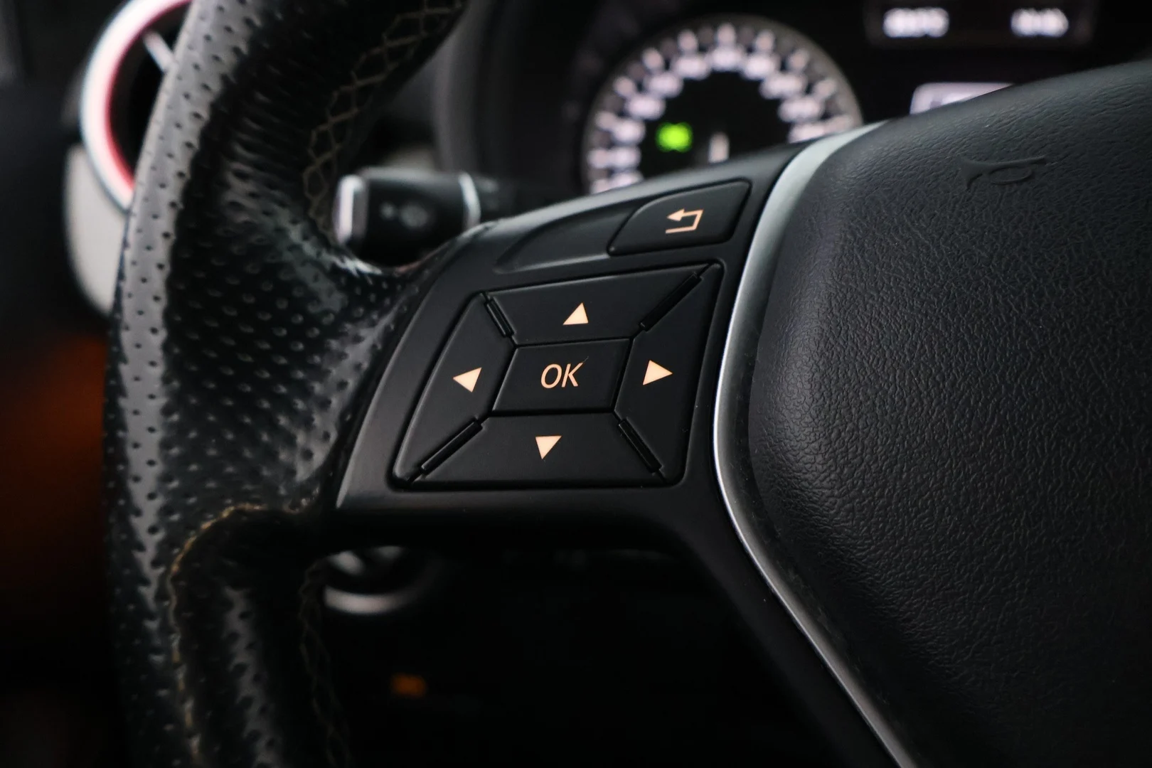 Car Image - 25matxqimd10Uf3e2GS04Q