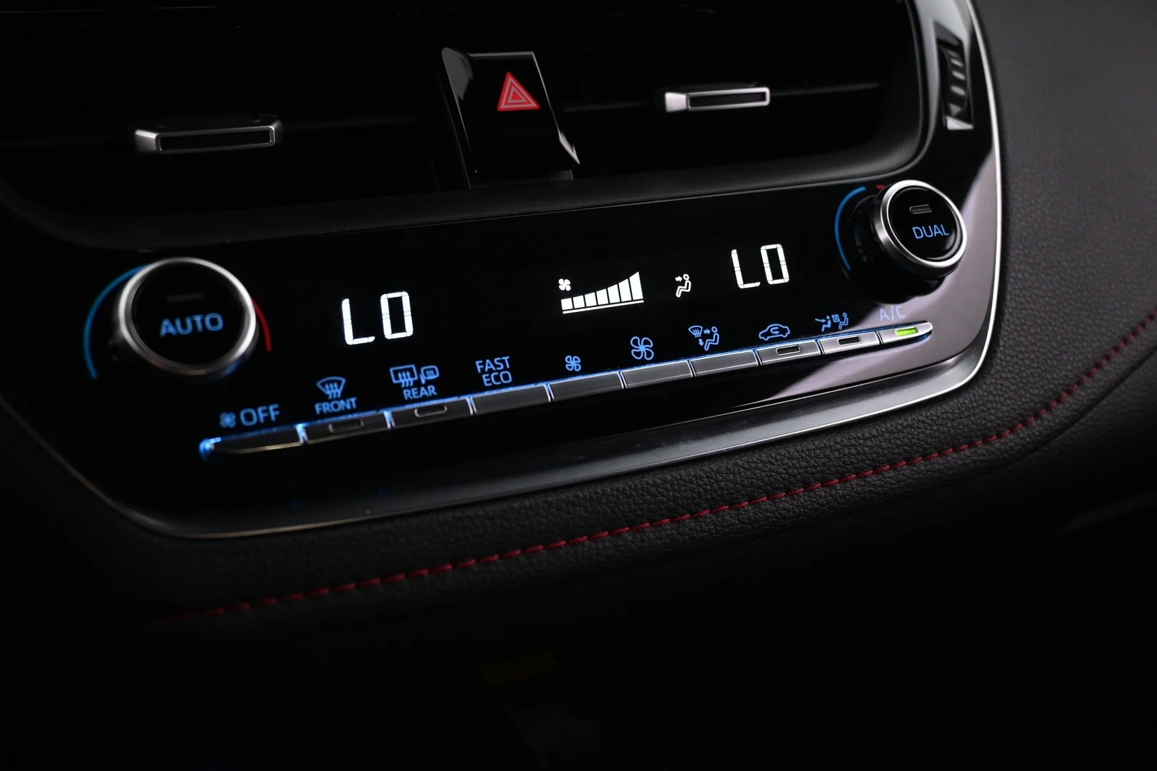 Car Image - 1Vr30HtVO6SFn3jMo4Mguj
