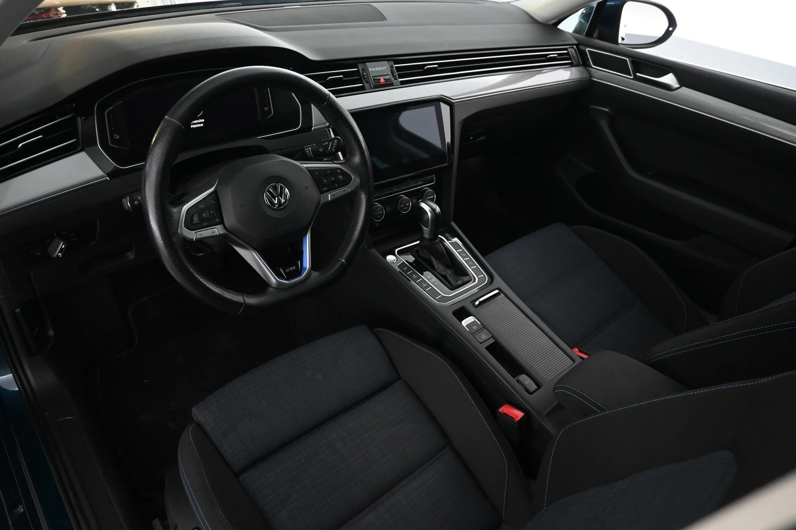 Car Image - 44Cy5i6oENg8V20nZ5DVJJ