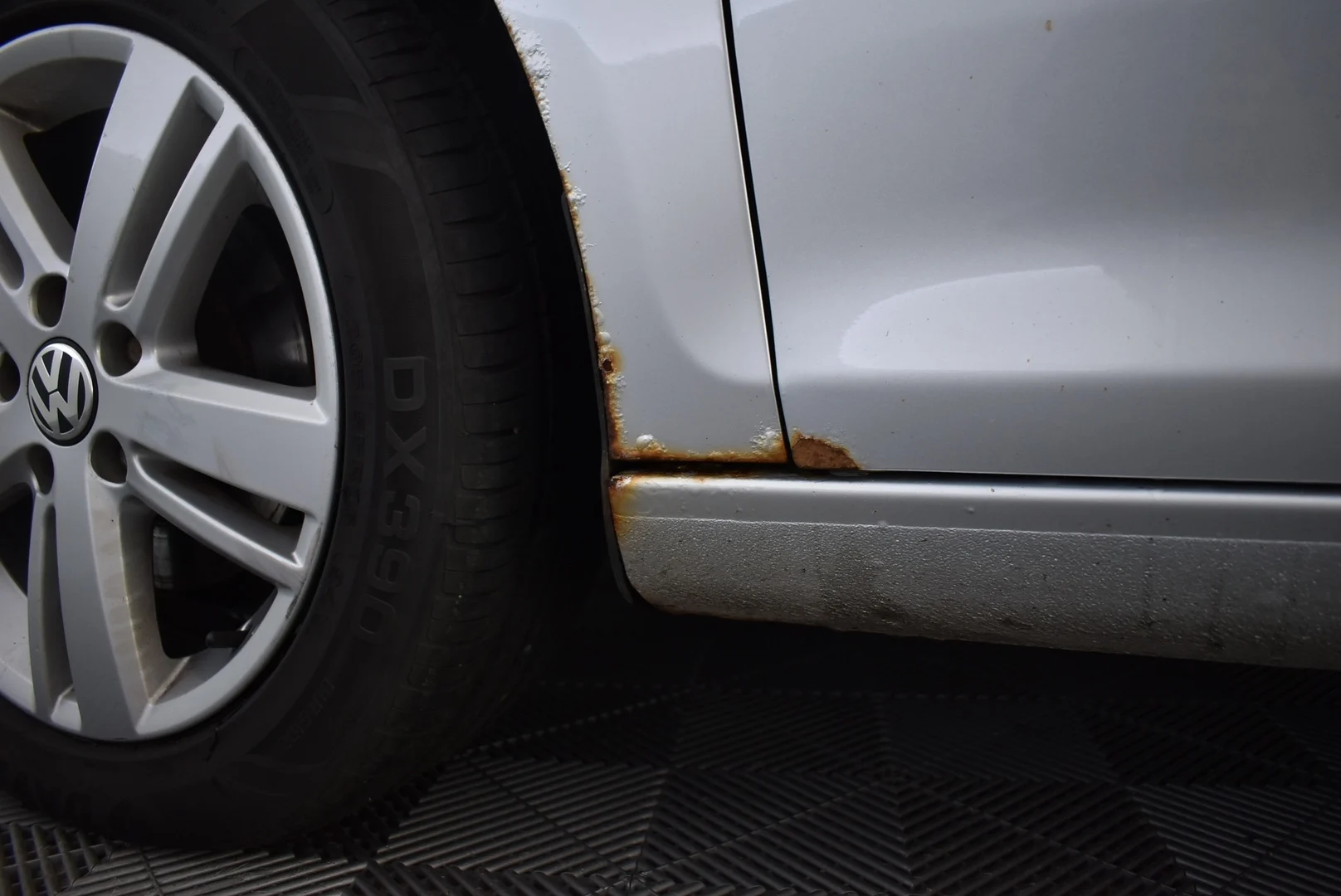 Car Image - tPecNNuE6pGeQL2osxPPP