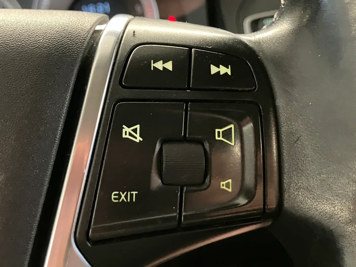 Car Image - 2zY0LDsm29X6TaI7w2h7oj