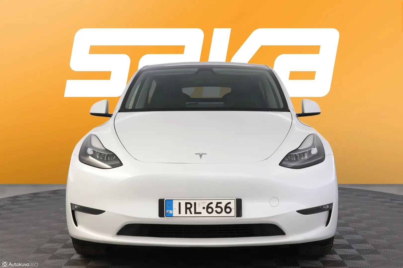 Car Image - 5wMQvMc60y3vtZZdrCBm33