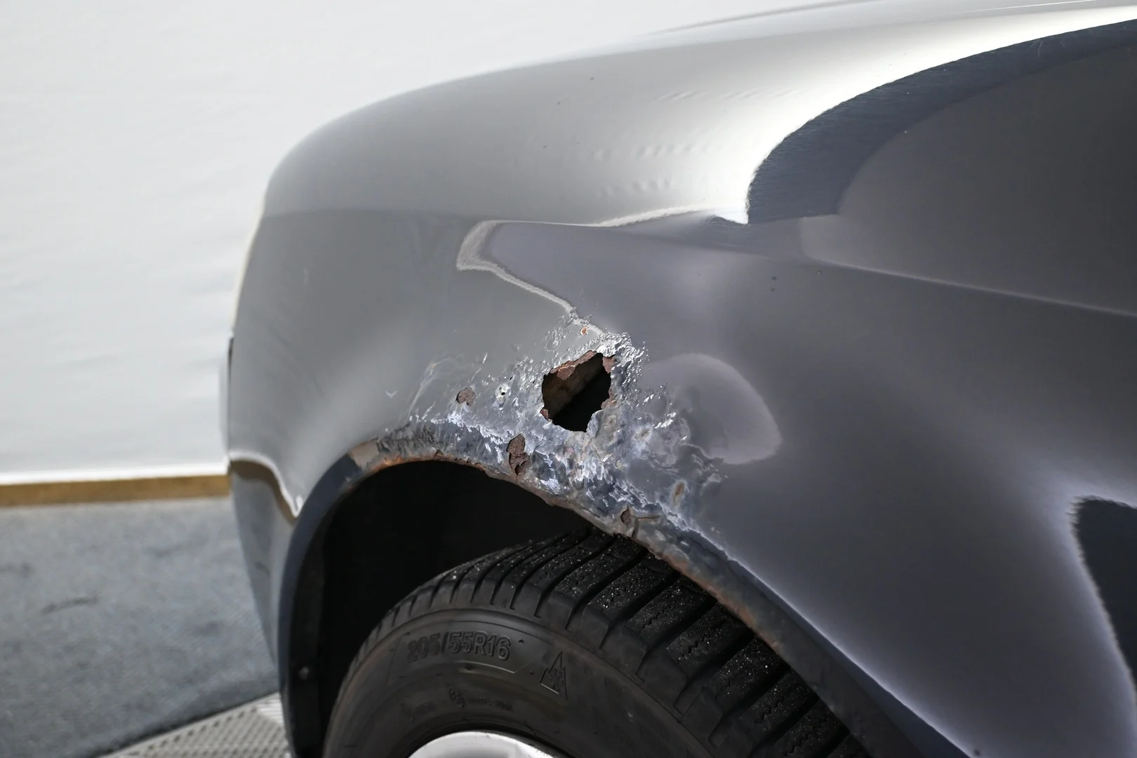 Car Image - 24xGJUJjM4DXAbuPrxcY0E