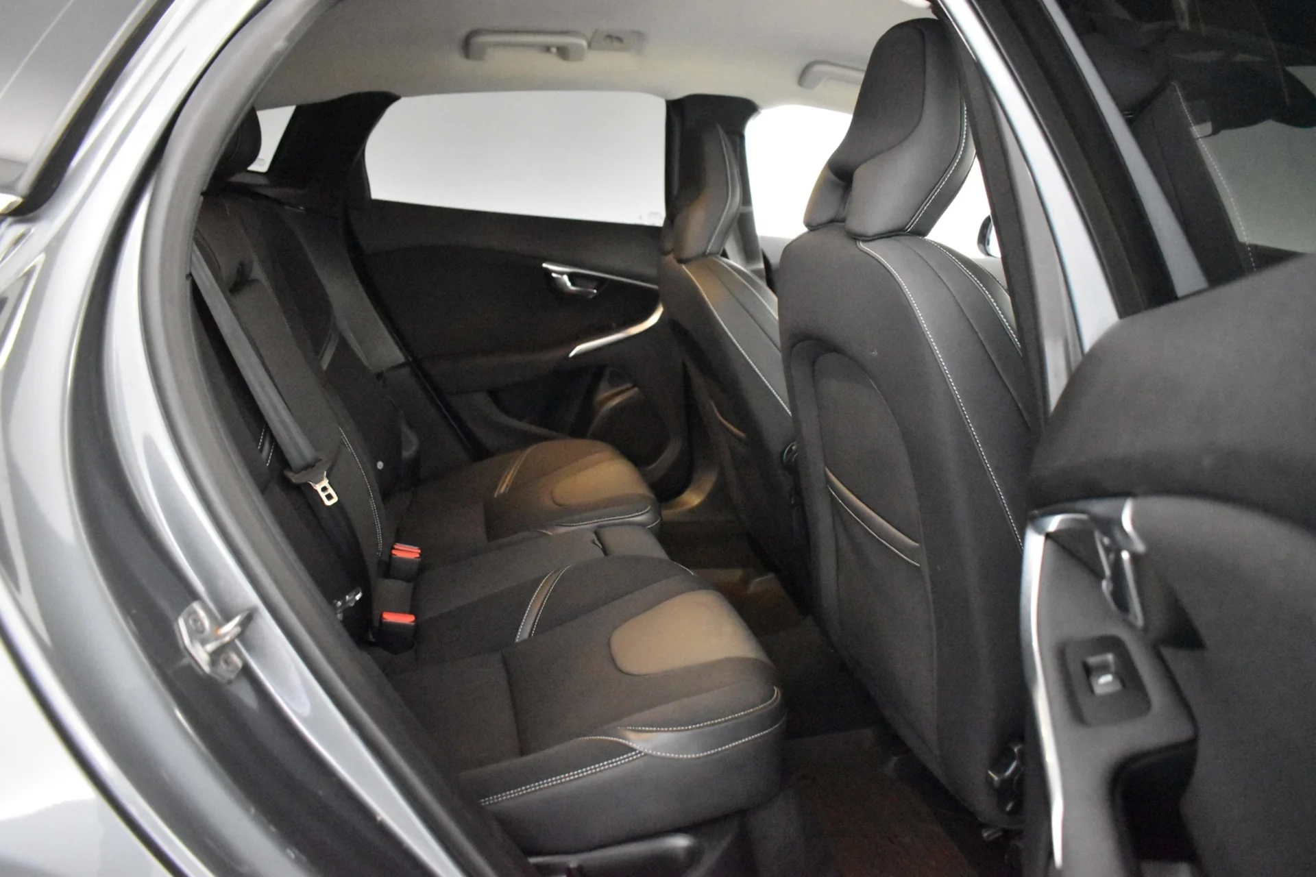 Car Image - 3J7U3p139Wz7vjshC6Ljf6