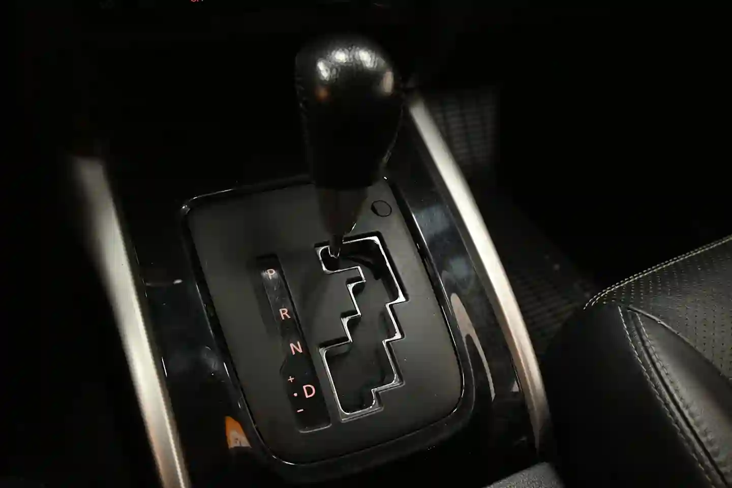 Car Image - 7sPp6pLo7faEF7yKgixZ26