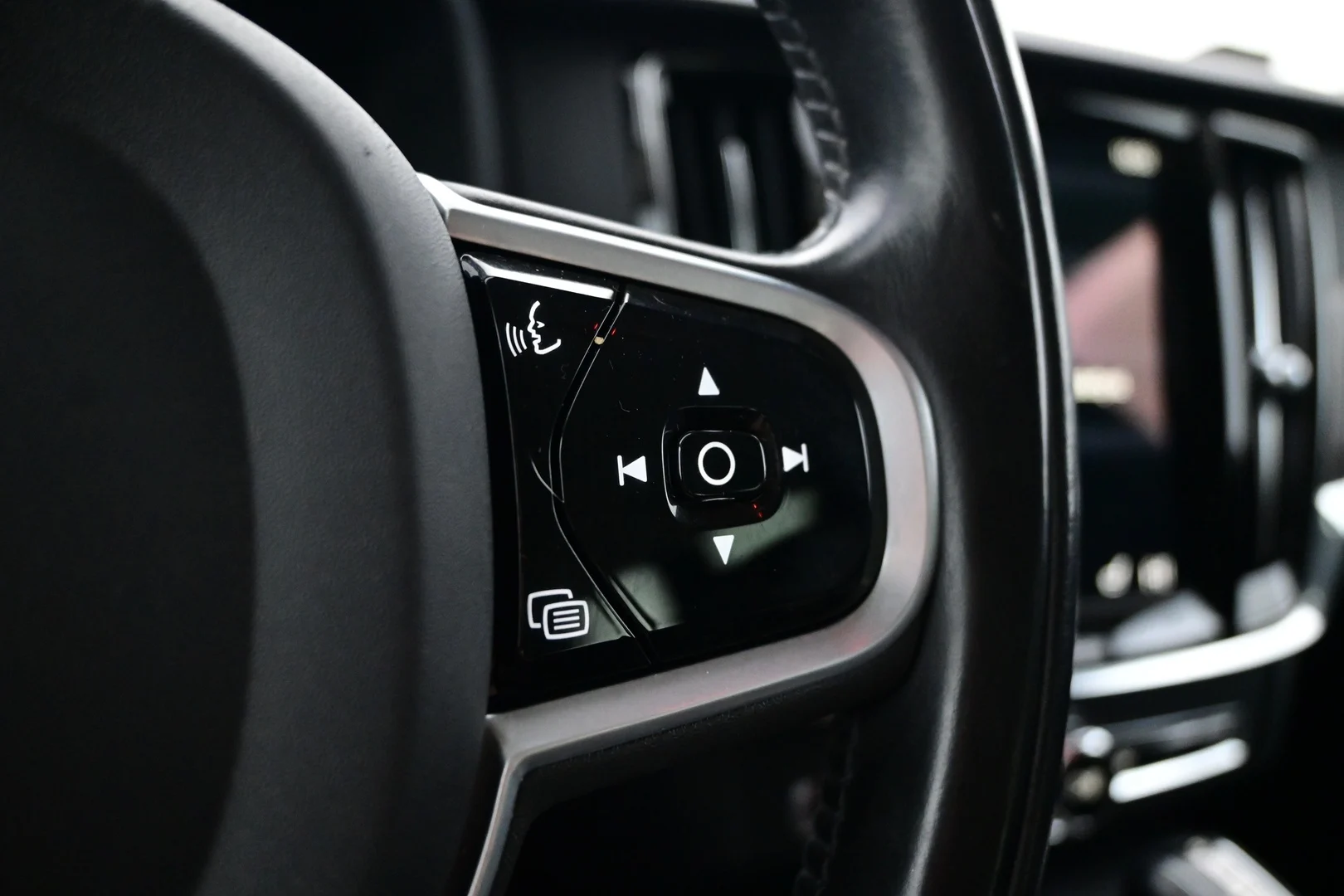 Car Image - 3S97yGlK444vOhzKbO8TnM