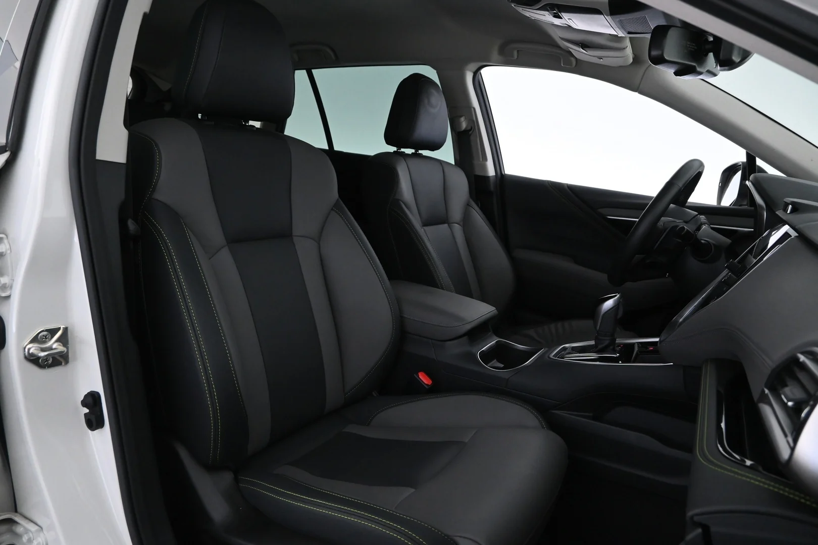 Car Image - 7v6eGDLOum2PM3JMHMUuLR