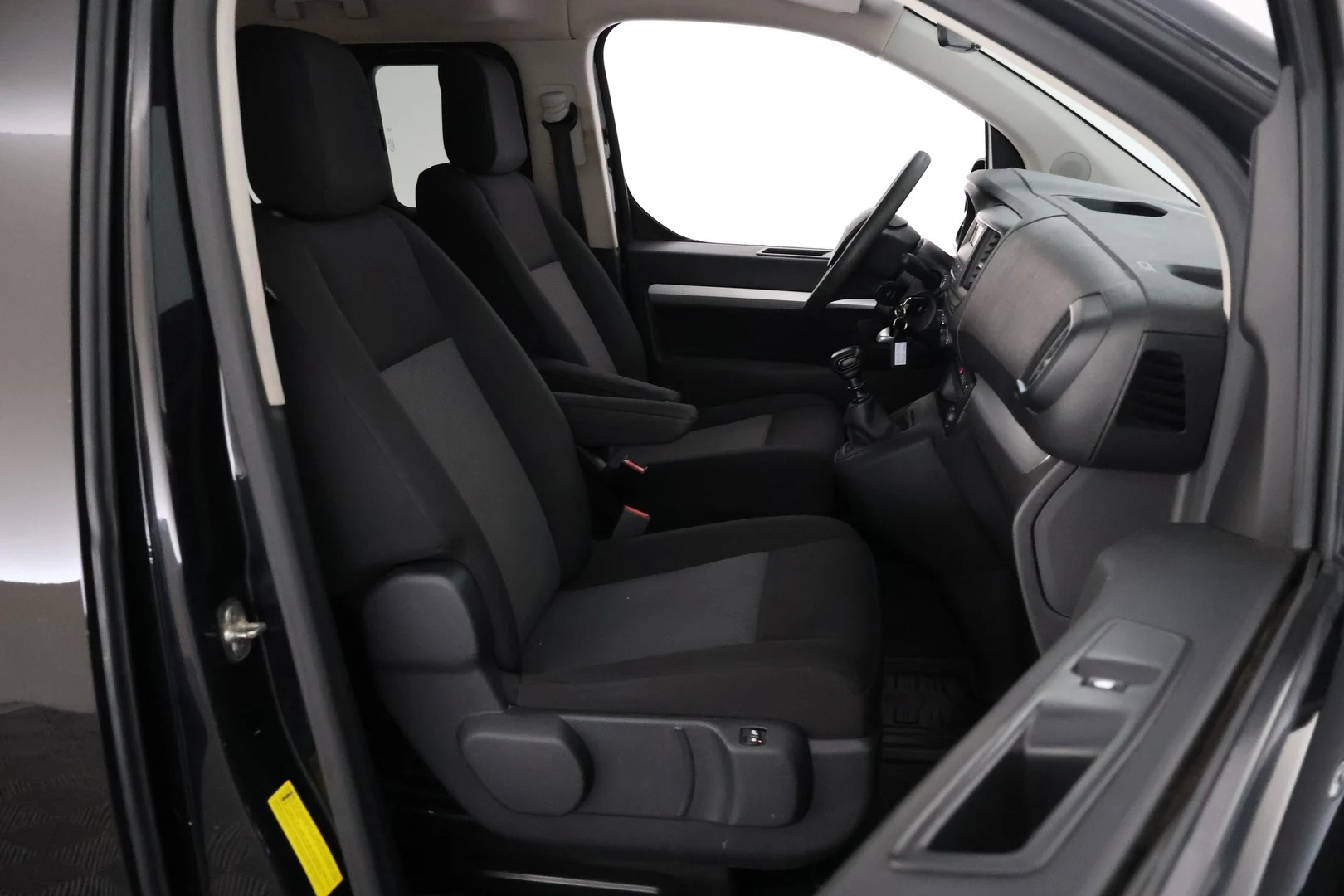 Car Image - 4HZOZ0AwvvuTQZpOAMG9Zb