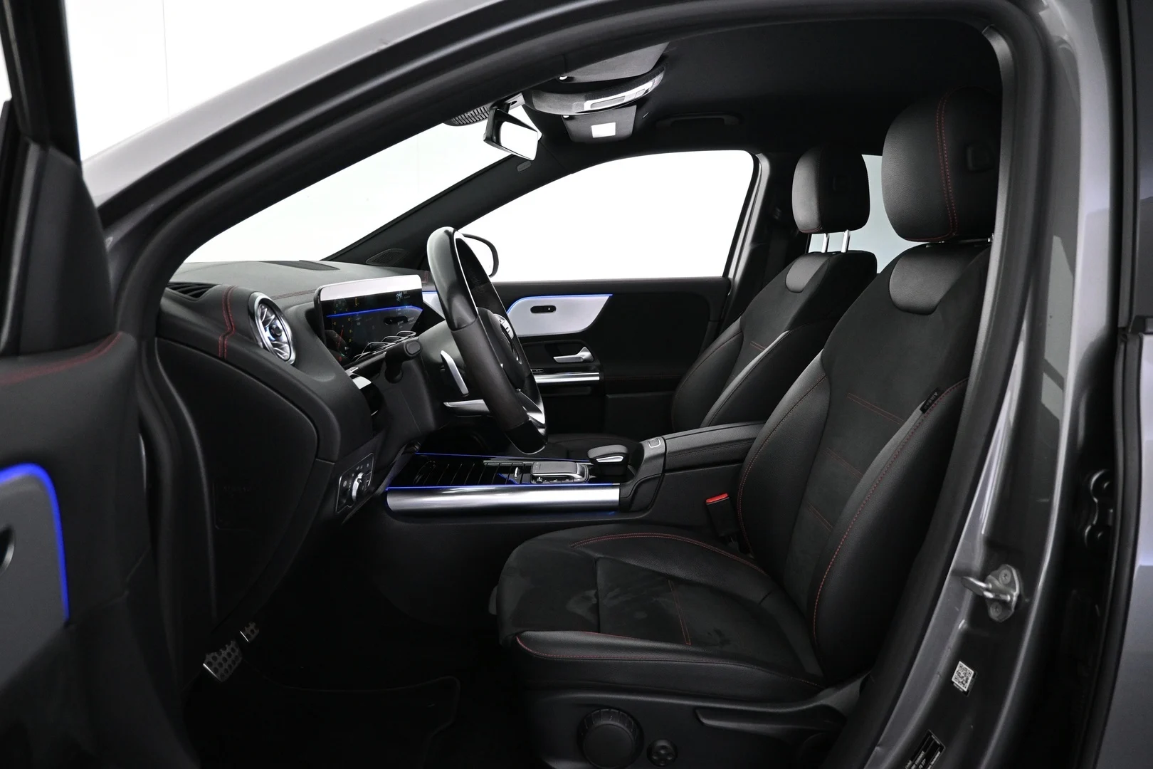 Car Image - 7r0ZUUwW10CieONI8LrYAX