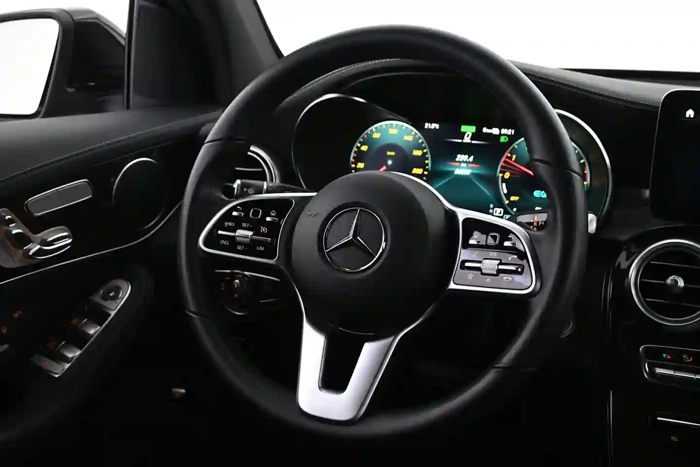 Car Image - 6H2r5xwdSU8rhUpXaard6D
