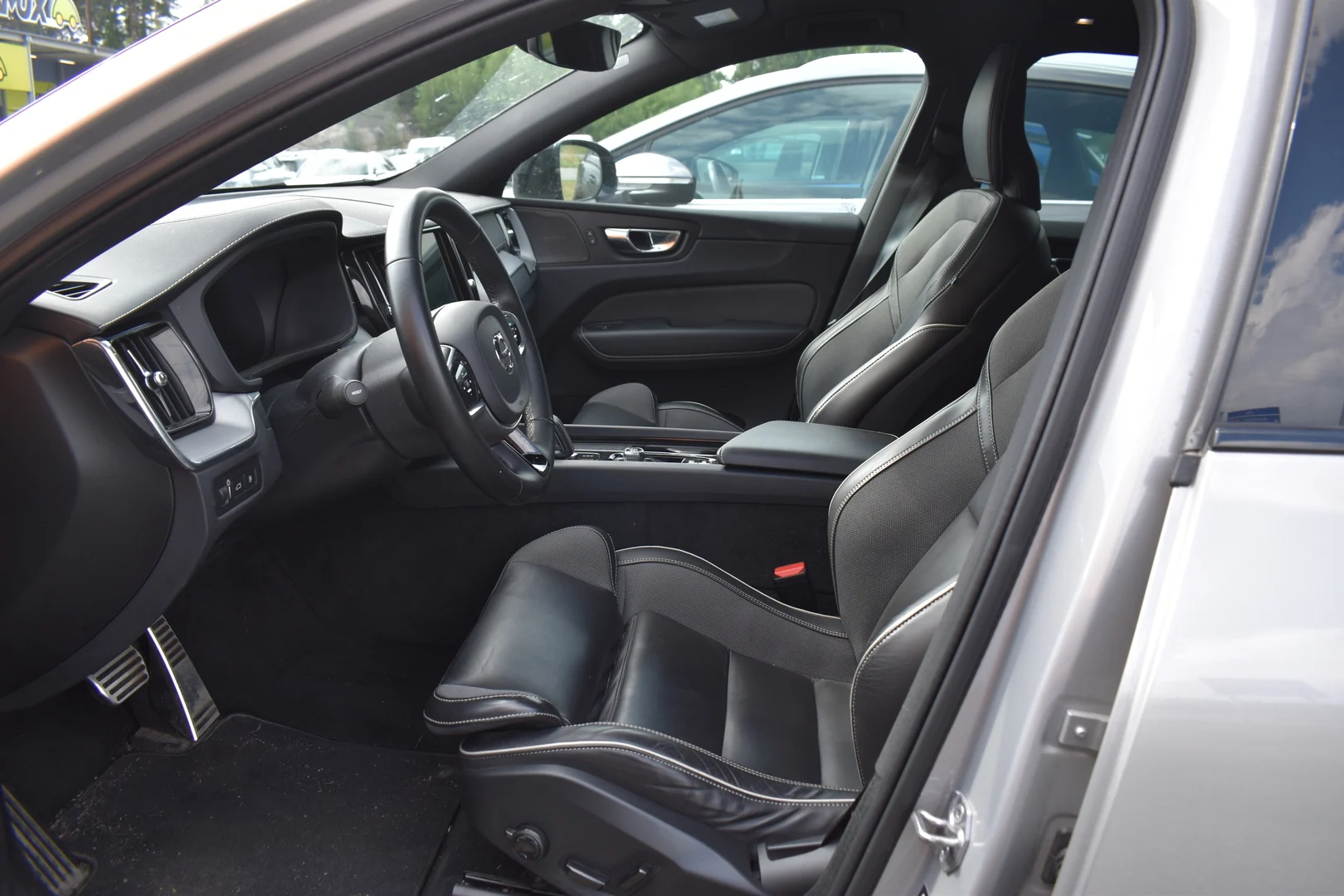 Car Image - 6QBEBe7fYOY4guwvswkBd1