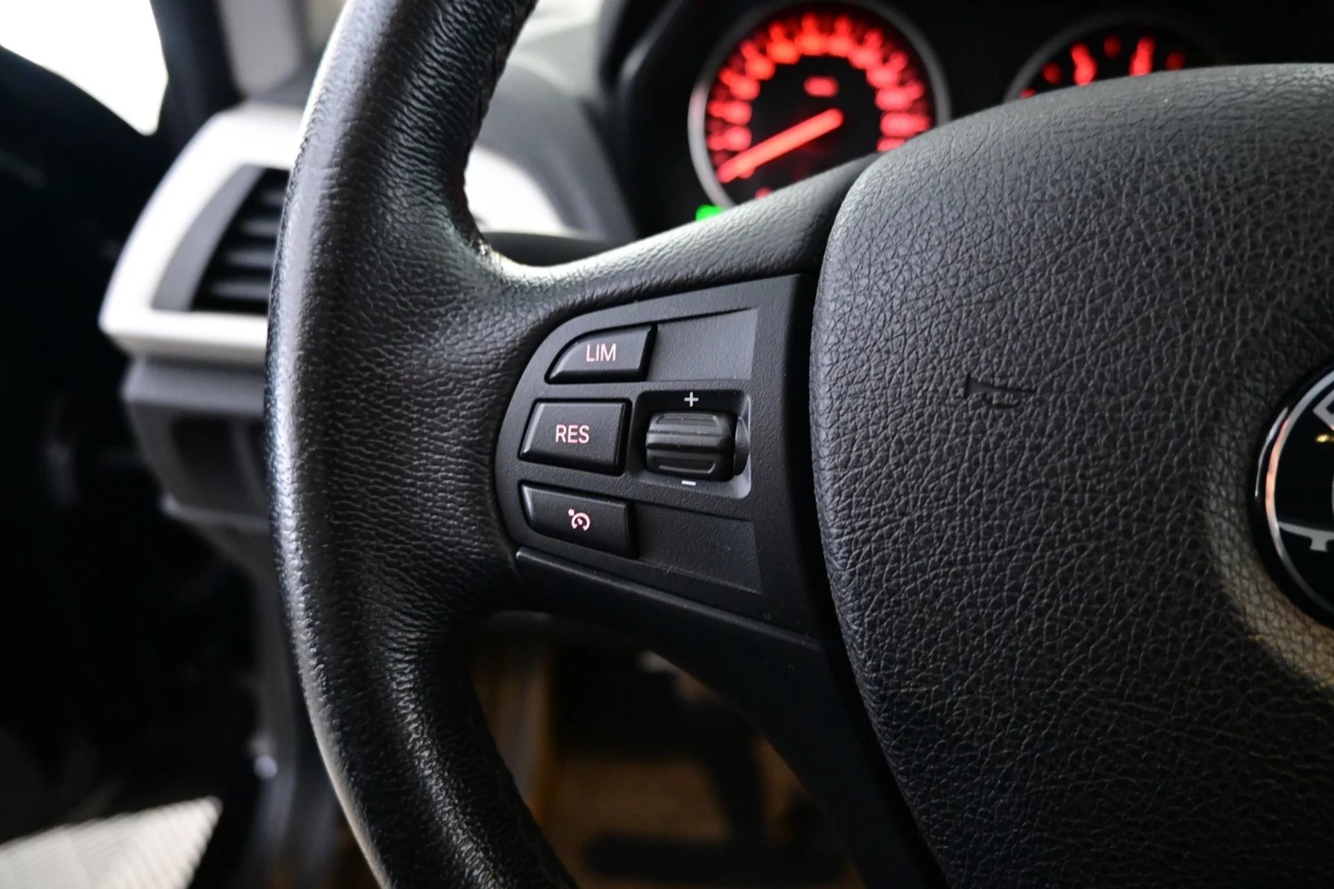 Car Image - 4dYq3wA14qiLDgQUPDrx3R