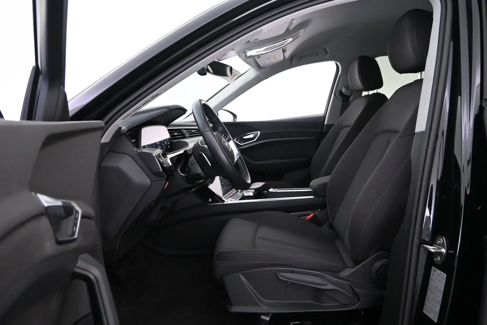 Car Image - 3T1cjXgriZttykpeS5iboj