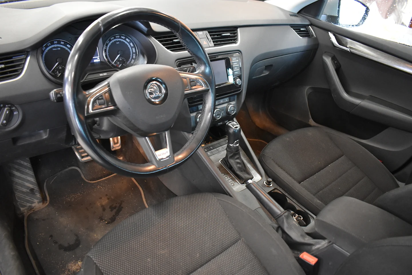 Car Image - 4gIK1PXQniBHxosG0dg0pU