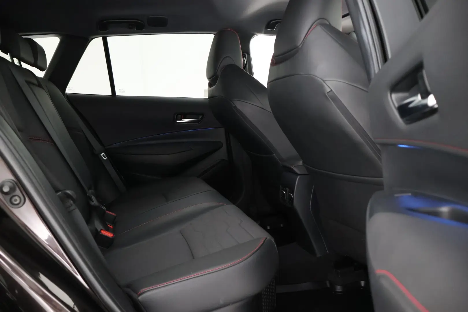 Car Image - 6yXLVmD3fjFLNFJJrkcdhs