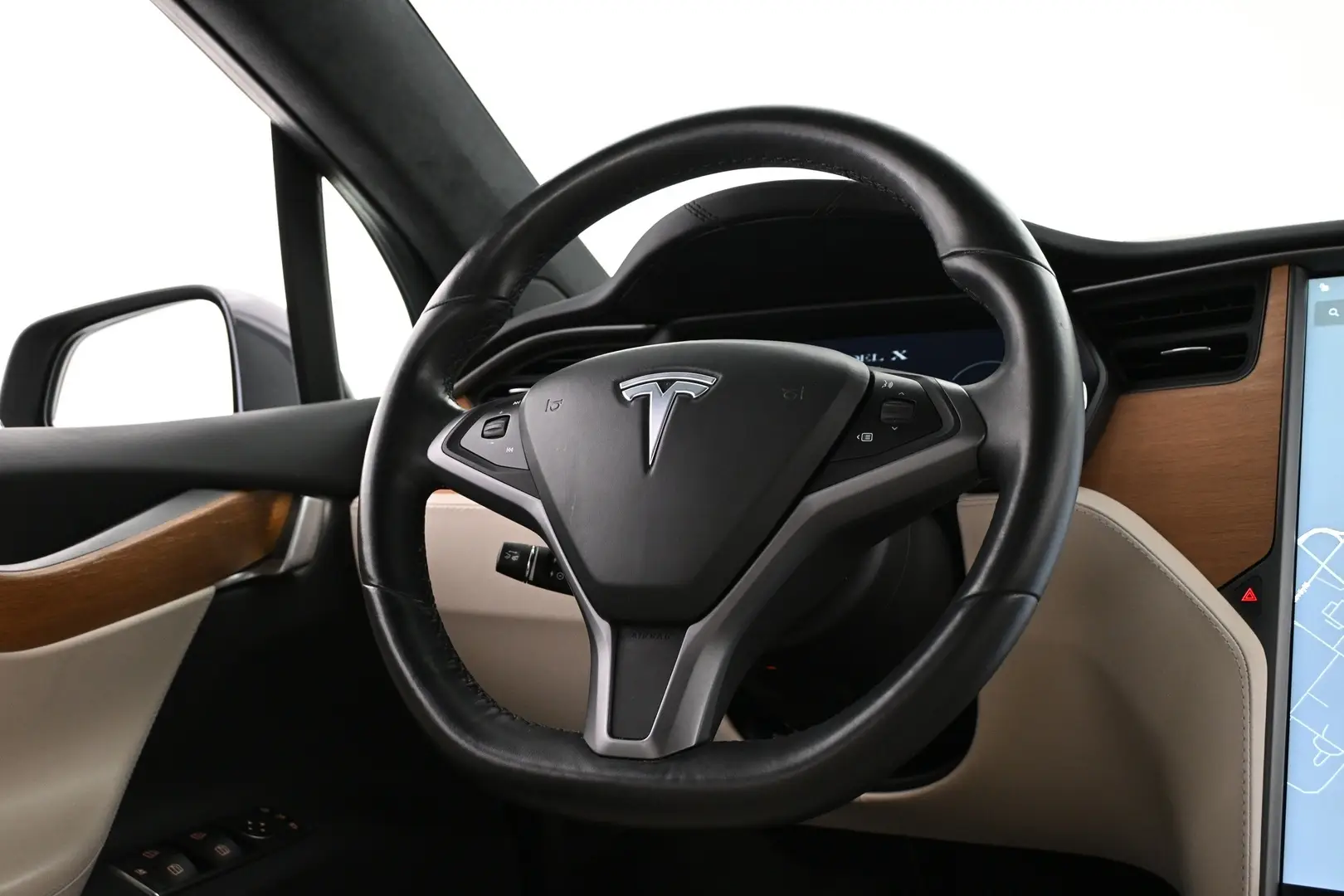 Car Image - 6071JXdJn50XHSvHLWEOq8
