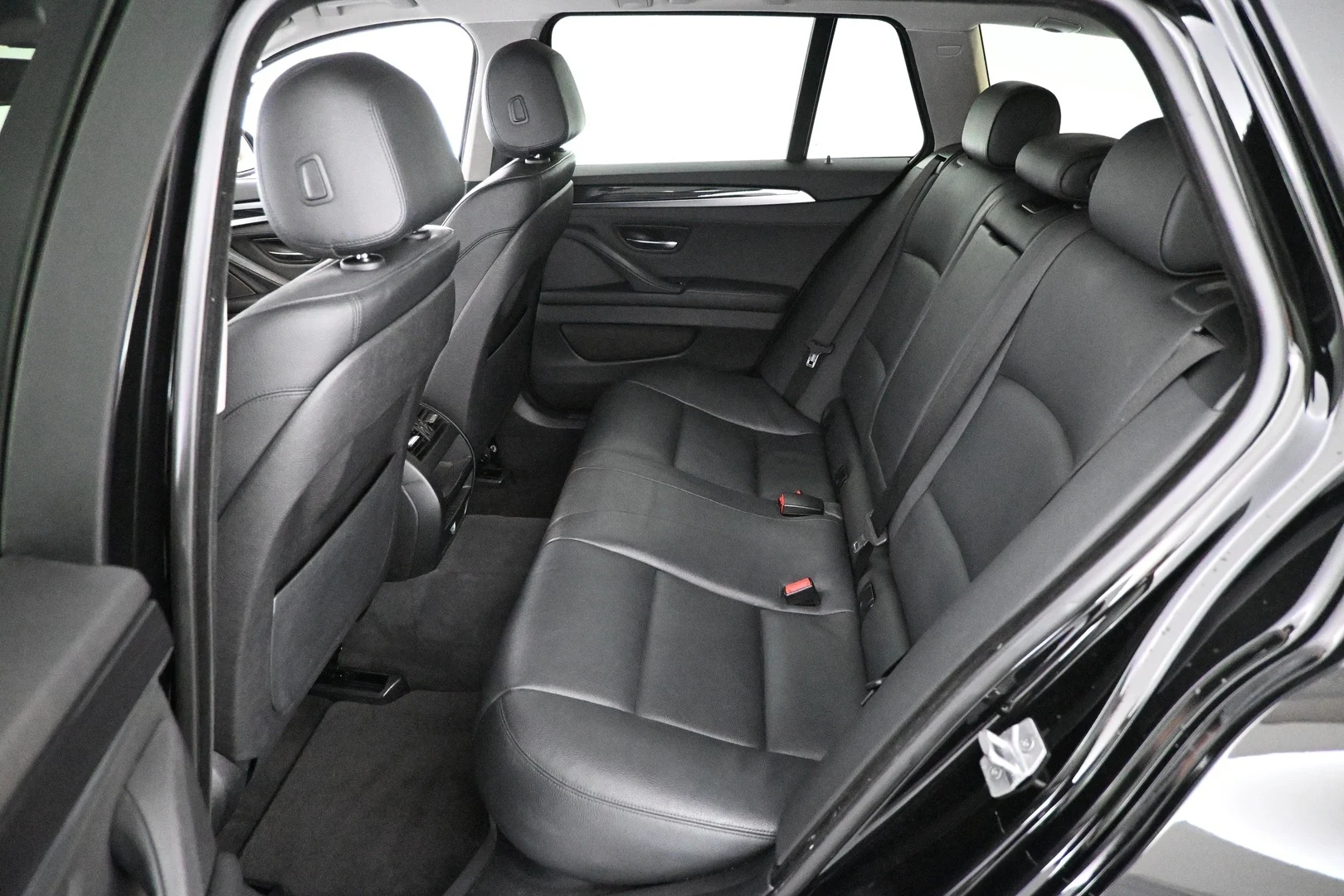 Car Image - G6SbDMepYpUqwLGzq1kTM